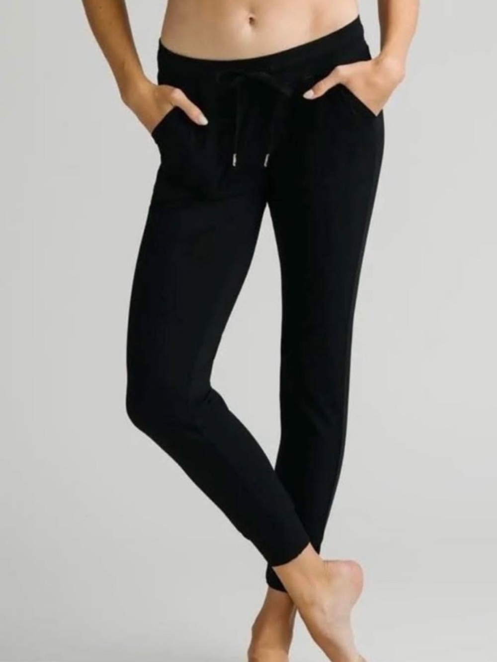 Zyia Black unwind joggers